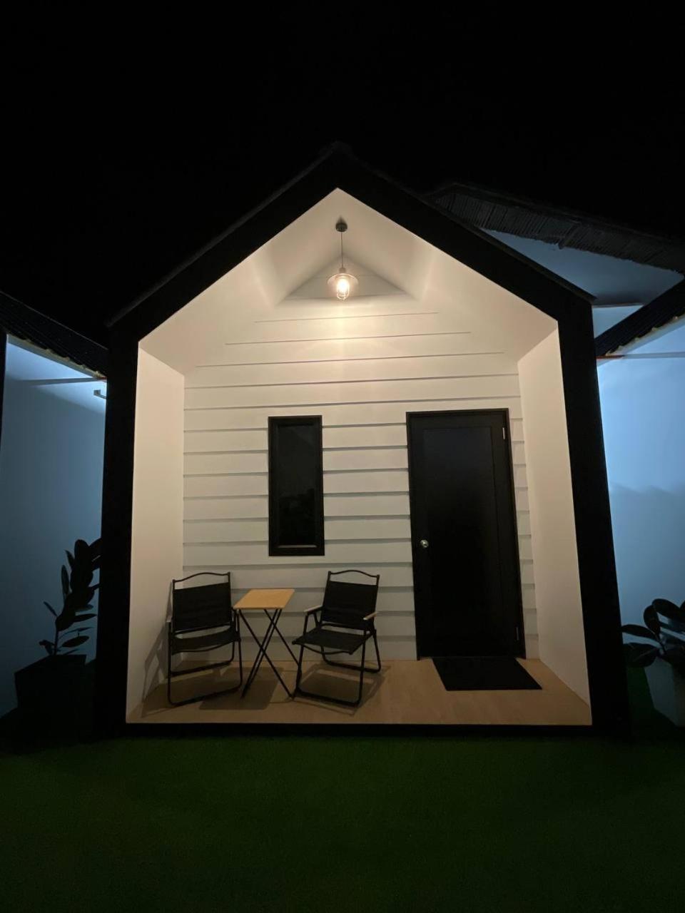 The Sky Inn Kuantan Exterior photo