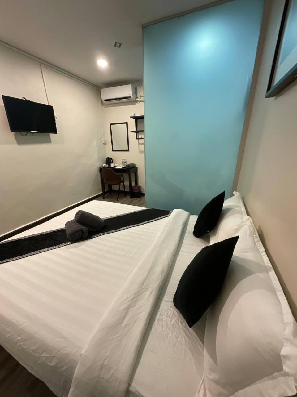 The Sky Inn Kuantan Exterior photo